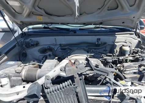 2001 Toyota Tundra Sr5 V8 from USA, damaged, VIN 5TBBT44191S168009